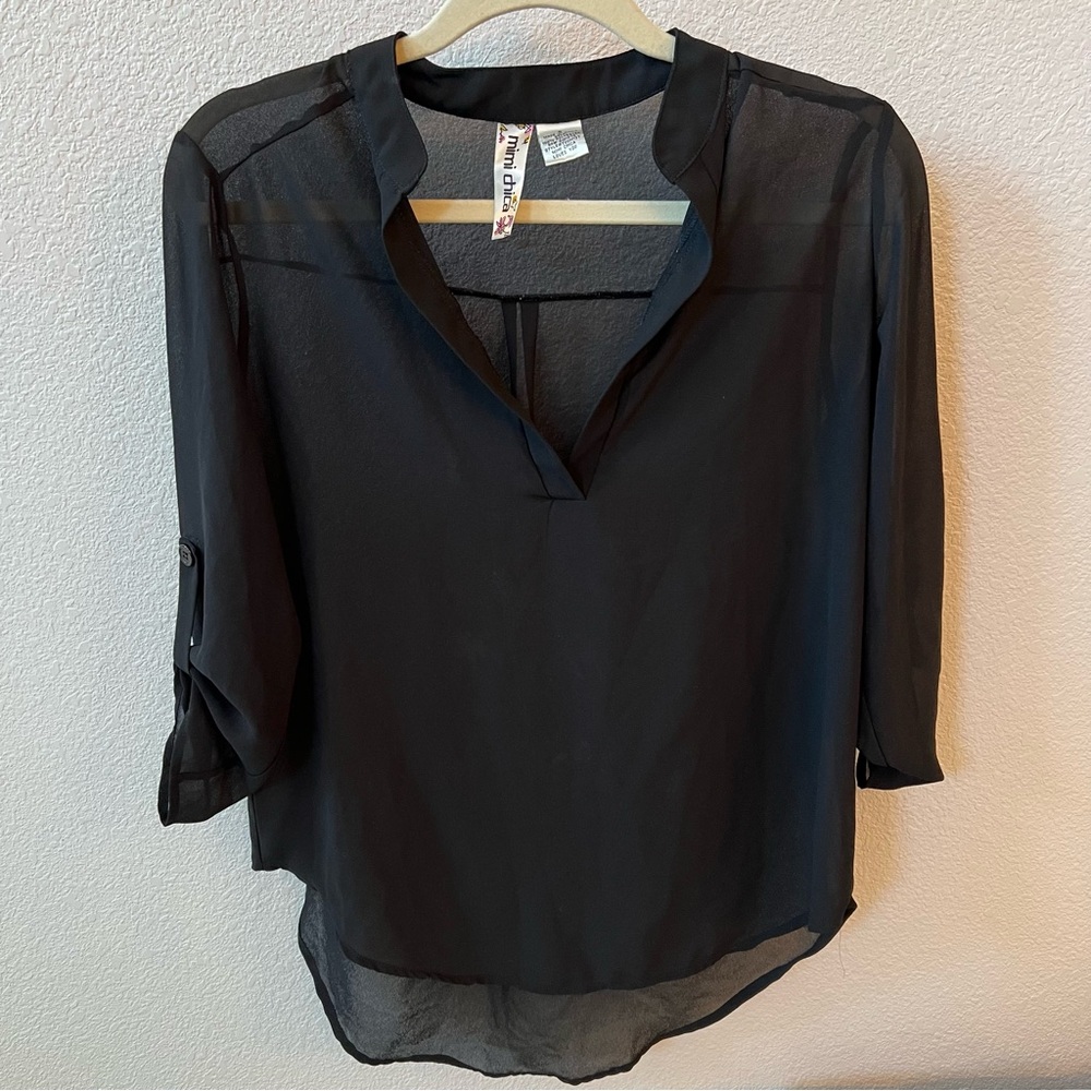 💗MIMI CHICA Black Blouse